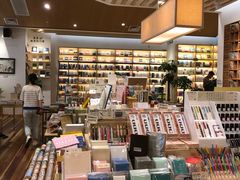 -猫的天空之城概念书店(印象城购物中心店)
