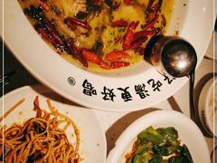 -江渔儿酸菜鱼(映月湖环宇城店)