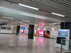 -常熟路(地铁站)