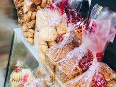 -红房子西点(汇联商厦天钥桥路店)