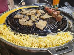 -胡悦里韩式烤肉(芝罘万达广场店)