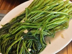 -鑫驼峰牛排火锅(普陀路店)