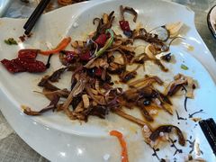 -小厨子私房菜·云南美食店
