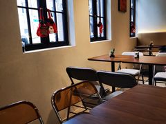 -Fridi Patisserie Cafe