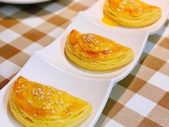 榴莲酥-新大咀港式茶餐厅(宝山万达店)