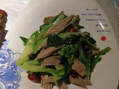 黑腐竹拌芥兰-雲蜀龙阁·金牌水煮鱼(方庄店)