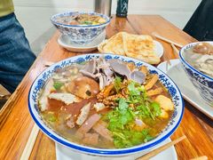 -叶新小吃店(来凤小区总店)