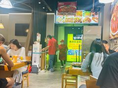 -鑫郭氏·南昌20年大排档(红谷滩旗舰店)