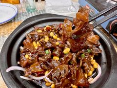牛筋鸭胗焖黄豆-八张桌子(老店)