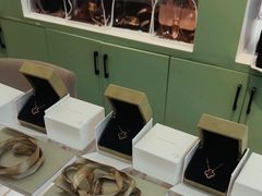 -海星奢选二手奢侈品手表包包鉴定回收寄卖(墨玉南路店)