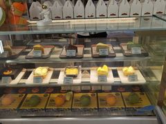 面包甜点陈列柜-猫王榴莲世家(三里屯SOHO商场店)