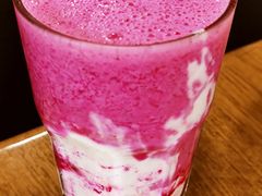 火龙果厚椰酷酸奶-Wagas沃歌斯(太古汇店)