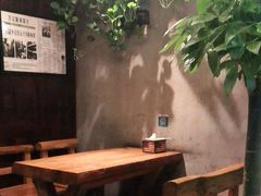 大堂-万记麻辣烫国展总店