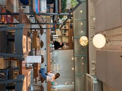 -ROAST coffee & eatery