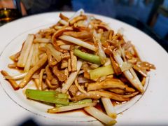 -壹笑茶庄