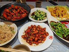 -肥肥虾庄·金牌油焖大虾(杨园滨江时代walk店)