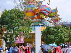 -七彩云南欢乐世界