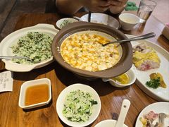 -金枝玉叶上海人家食府(三里河店)