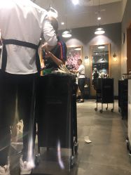 -时尚殿堂明星门店