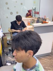 -藤野造型·专业烫染店