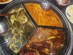 -渝里重庆火锅(航天城店)