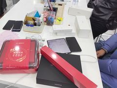 -荣耀授权专卖店(黄浦浙江中路店)