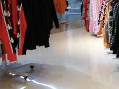 -BIGOFFS 超级折扣(仁恒伊势丹店)