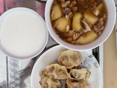 -爱的果实月嫂育婴师(世纪东方店)