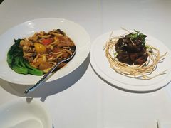 金菇豆腐-燕春园中餐厅-北大博雅国际酒店