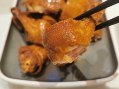 脆皮小乳鸭-港禧茶餐厅(美莲广场店)