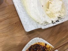 -丘艳豆花饭大排档(大坪店)