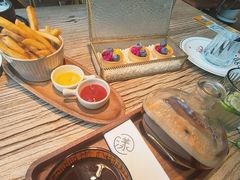 -漾花汐·西餐·下午茶(苏州湾歌林公园店)