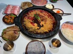 -卤校长老火锅(杨家坪直营店)