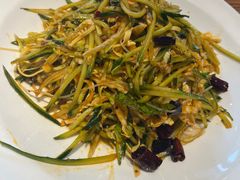 -六泰居·尔滨地标·东北菜(松北店)