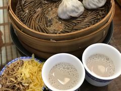 -笑来喜馄饨小笼工坊店(湖滨街店)