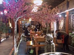 大堂-三道苗苗鱼·美蛙黄辣丁(八里店)