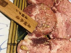 -山川小町·极番烧肉(新地假日广场店)