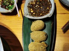 -野山舂·贵州现舂酸汤火锅(鸿通城店)