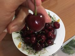 -上海龙吴水胜海发市场