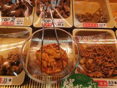 -绝味鸭脖(杨家坪重百店)