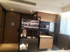 -舍居智能酒店(深圳宝安翻身地铁站店)