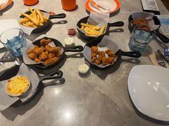 -必胜客(尹山湖歌林公园店)