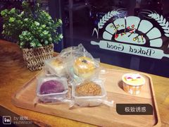 极致味道(时尚店)-极致味道动物奶油生日蛋糕(时尚店)