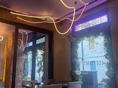 -LES ELITES 英集荟(南京西路店)