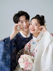 -绽放摄胶片摄影工作室
