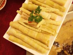 -山城年华老火锅(玉林店)