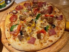 肉食霸主拼新奥尔良烤鸡比萨-菲滋意式餐厅(西溪印象城店)