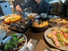 -九月里.自由花园餐厅