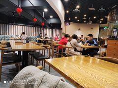 大堂-吴草鸡爪오초닭발韩食堂(融恒盈嘉中心店)
