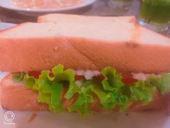 -Old House Restaurant